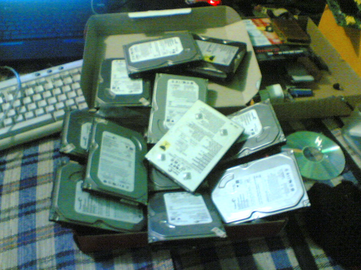 Harddisk untuk client PC pelayanan PBB